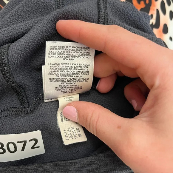 Adidas Youth Gray Hooded Sweatshirt Large 12/14 Print Kangaroo Pocket Pullover - Picture 12 of 12